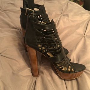 Size 8.5 heels